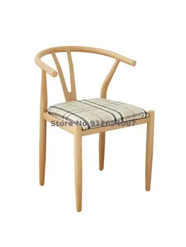 Šiaurės valgomasis stalas ir kėdės derinys geležies imitacijos, medžio masyvo Y formos kėdės Taishi kėdės atlošo atrama paprastų buitinių